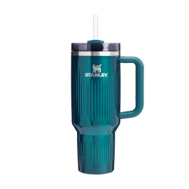 Gertuvė STANLEY THE QUENCHER FLUTED (1.18l)